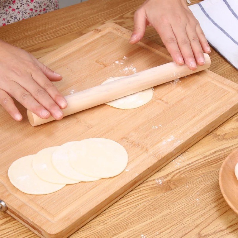 Cây lăn bột bánh bằng gỗ dài 28cm - giao màu ngẫu nhiên