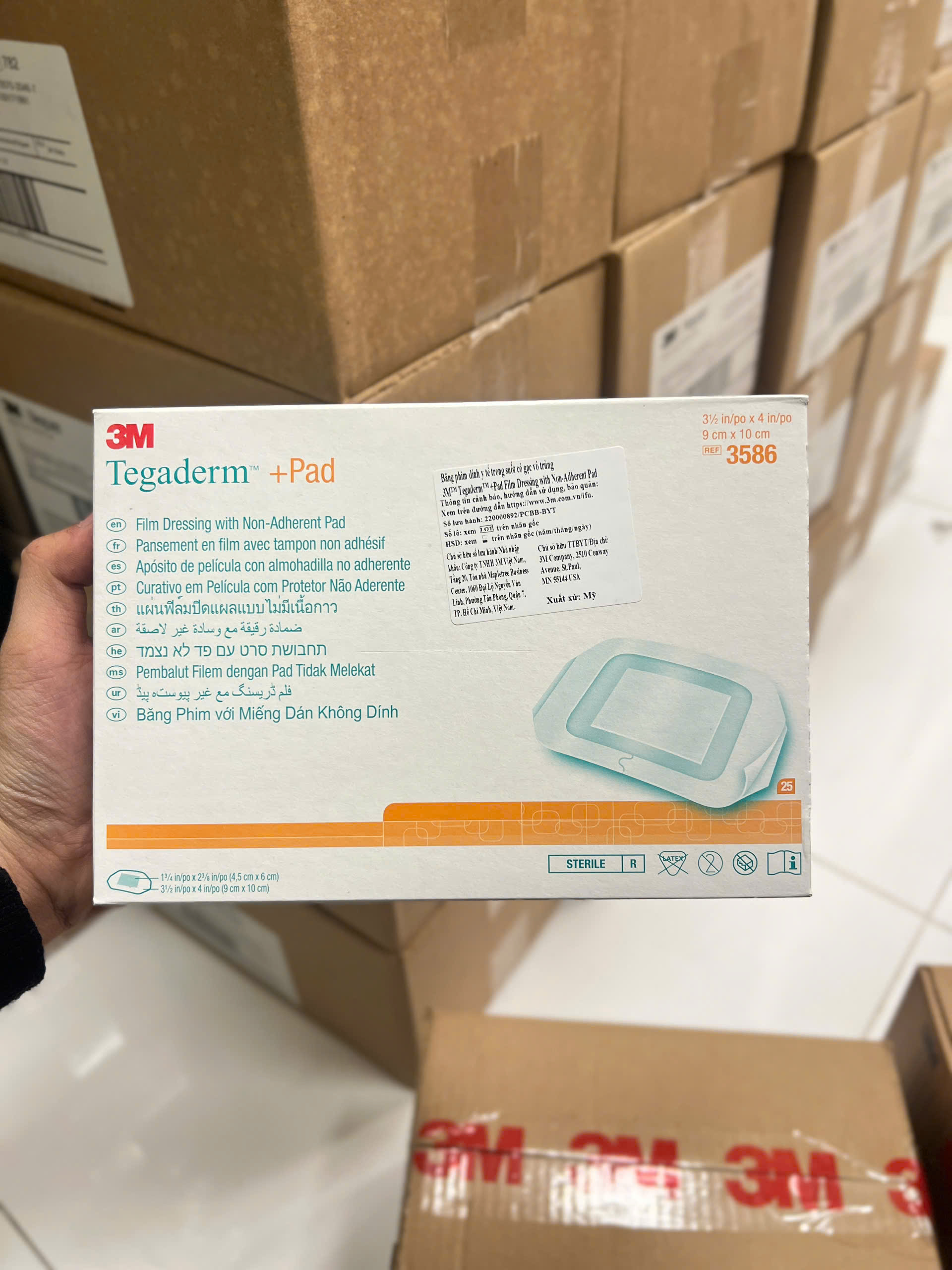 BĂNG PHIM DÍNH Y TẾ TRONG SUỐT CÓ GẠC VÔ TRÙNG 3M TEGADERM+PAD, 3586, 9 CM X 10 CM, 25 miếng/hộp