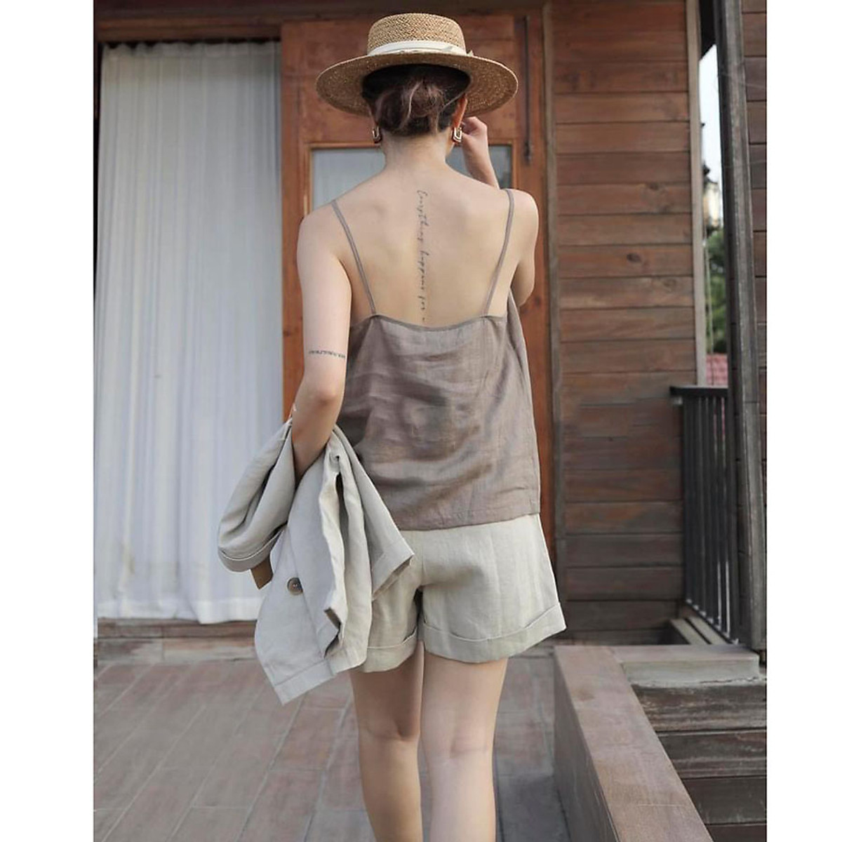 Set áo khoác nhẹ blazer Linen tay lỡ túi ngực kèm quần short trẻ trung