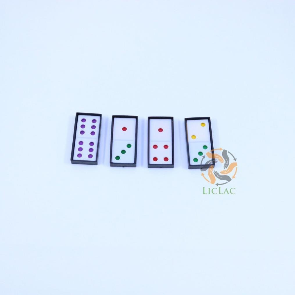 Bộ cờ Domino Cao Thắng 25 làm bằng chất liệu nhựa gồm 28 quân cờ