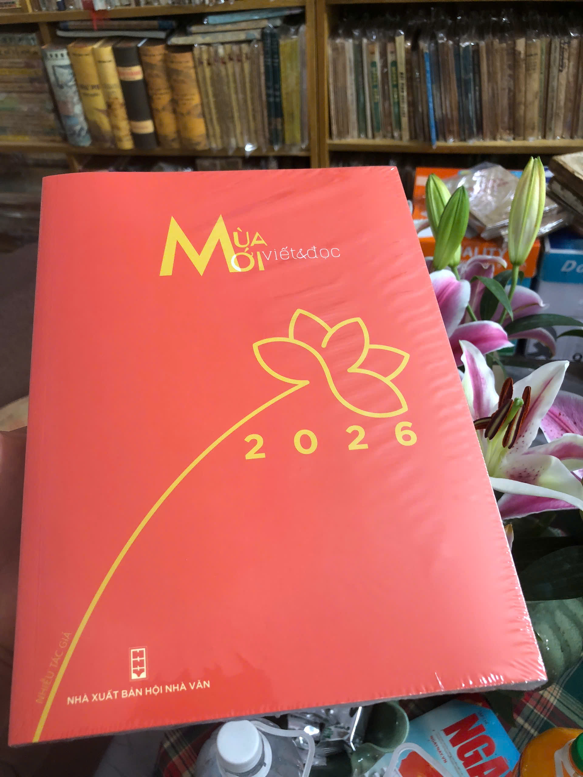 VIẾT VÀ ĐỌC MÙA MỚI 2026  - NHÀ XUẤT BẢN HỘI NHÀ VĂN - MÙA MỚI VIẾT VÀ ĐỌC 2026