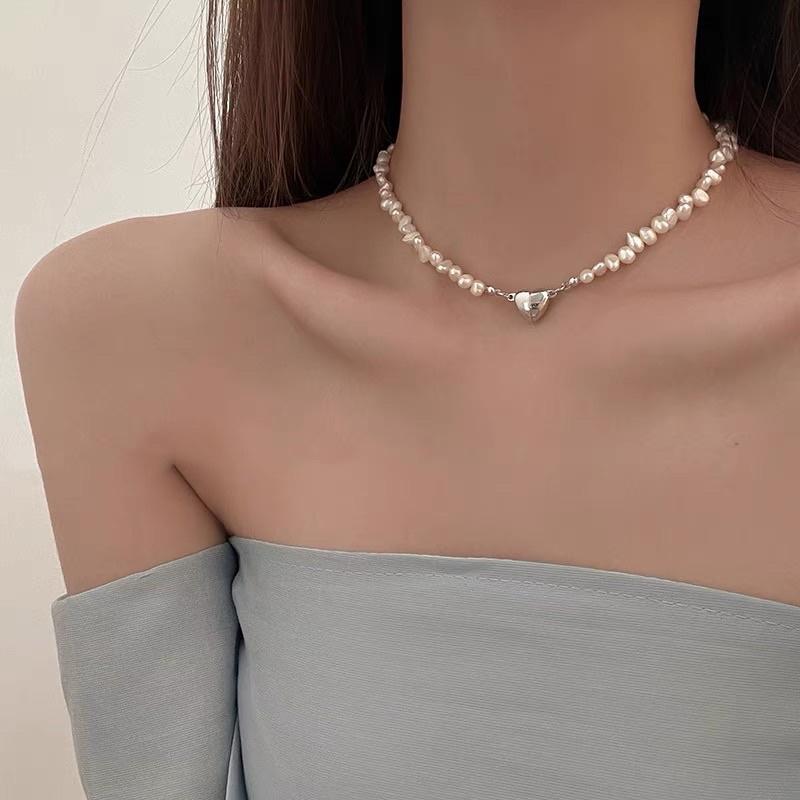 Vòng cổ đính hạt trái tim phong cách hàn quốc - choker đính hạt hình tim - Maben