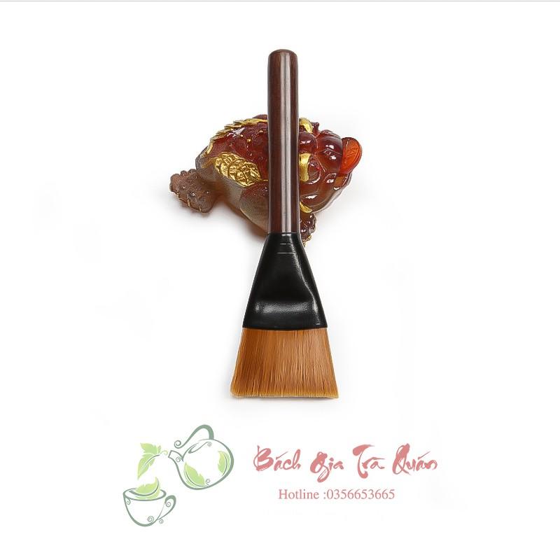 Chổi Dưỡng Bàn Trà