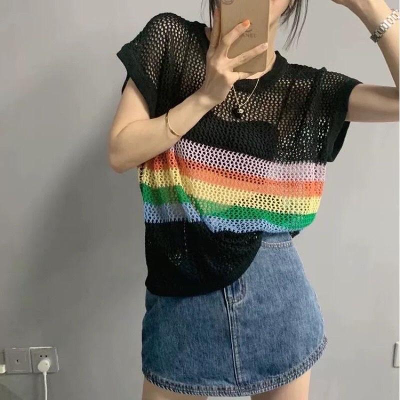 Áo len lưới nữ cộc tay cổ tròn họa tiết cầu vồng