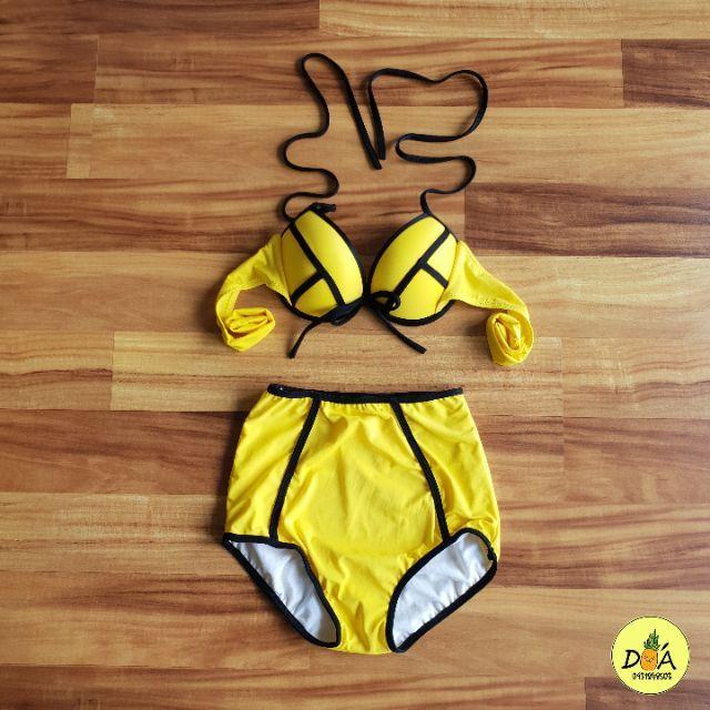 Bikini vàng sexy đi chơi biển