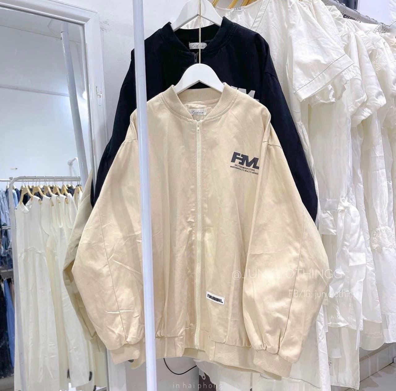 Áo khoác nhung bomber FM - JUNclothing, Áo khoác nhung 2 lớp dày đẹp logo thêu trẻ trung năng động, áo bomber jackets bóng chày nhung gân phối sọc caro from rộng quảng châu unisex ulzzang