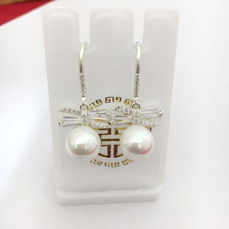 Bông tai nữ ngọc size 10 ly kiểu khuyên dài đính đá cao cấp chất liệu bạc thật trang sức Bạc Quang Thản