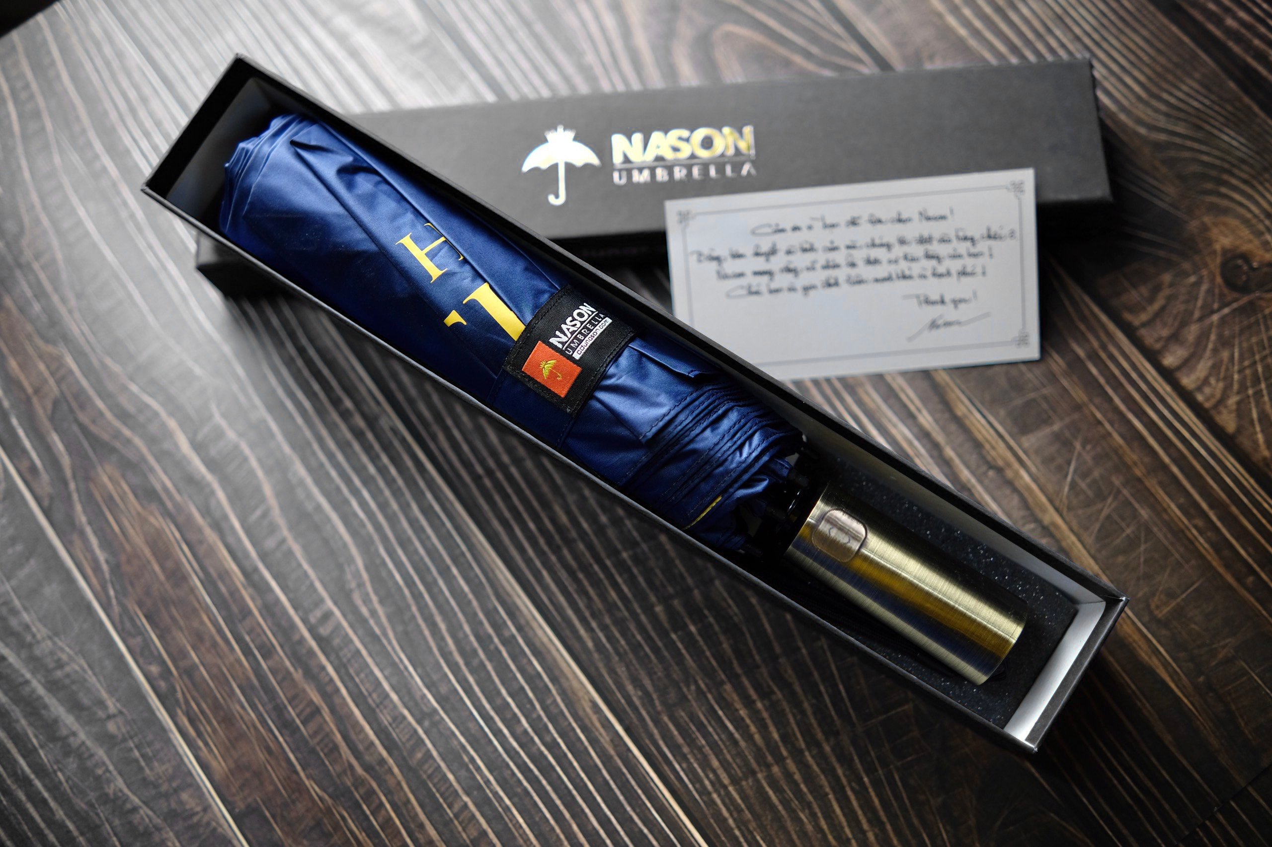 Ô dù tự đông thông minh Nason Umbrella The Arthur tự động đóng mở 2 chiều, tay cầm phủ kim loại cao cấp màu Bronzo, dù tự động gấp ngược, chống gió bão cấp 6