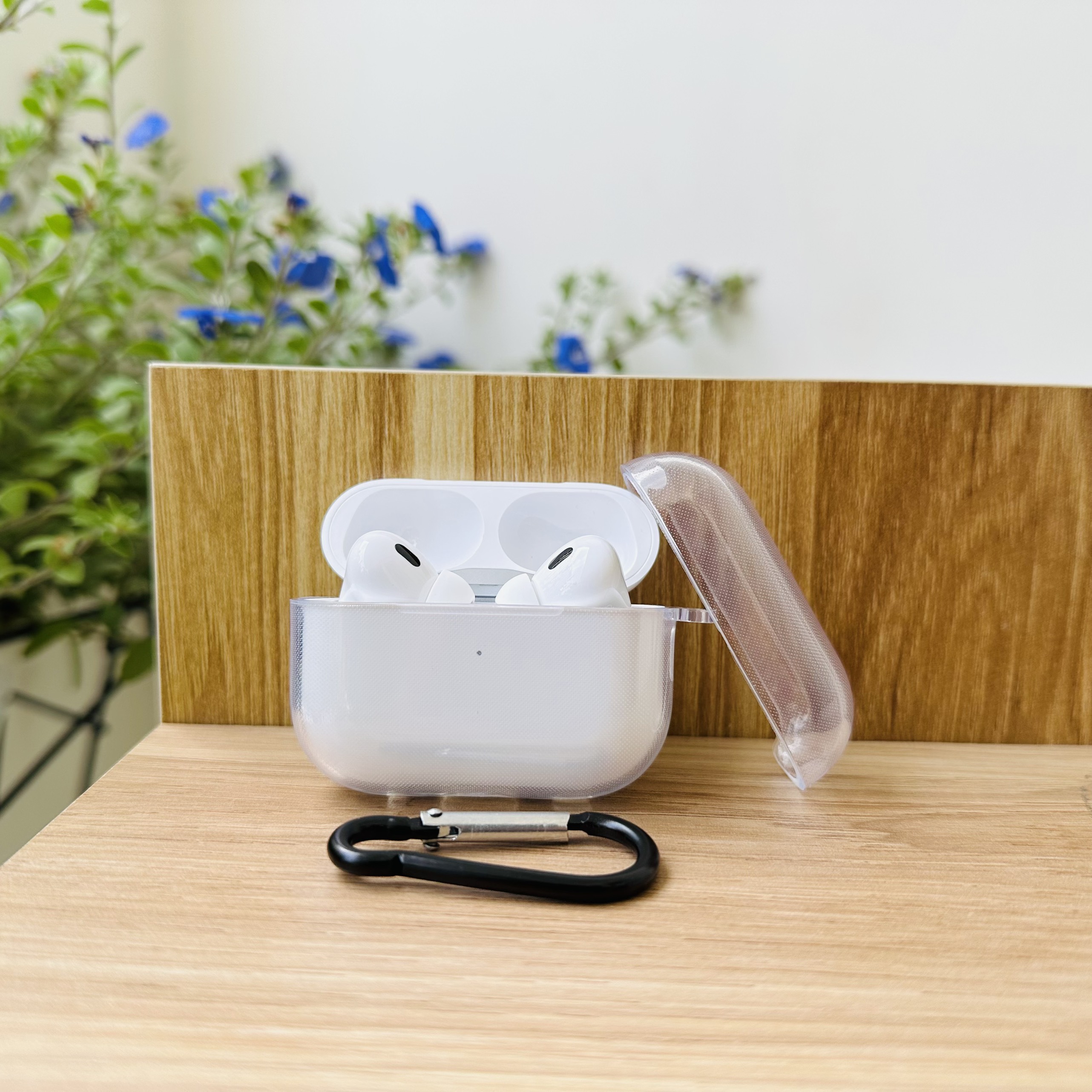 Ốp bảo vệ dành cho Airpods Pro 2 Likgus trong - Hàng chính hãng