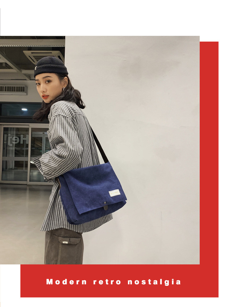 Túi đeo chéo nữ phong cách dễ thương – BEE GEE DCNU1092