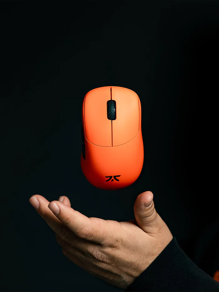 Chuột không dây siêu nhẹ Fnatic Gear x Lamzu Thorn 4K Special Edition - Hàng Chính Hãng