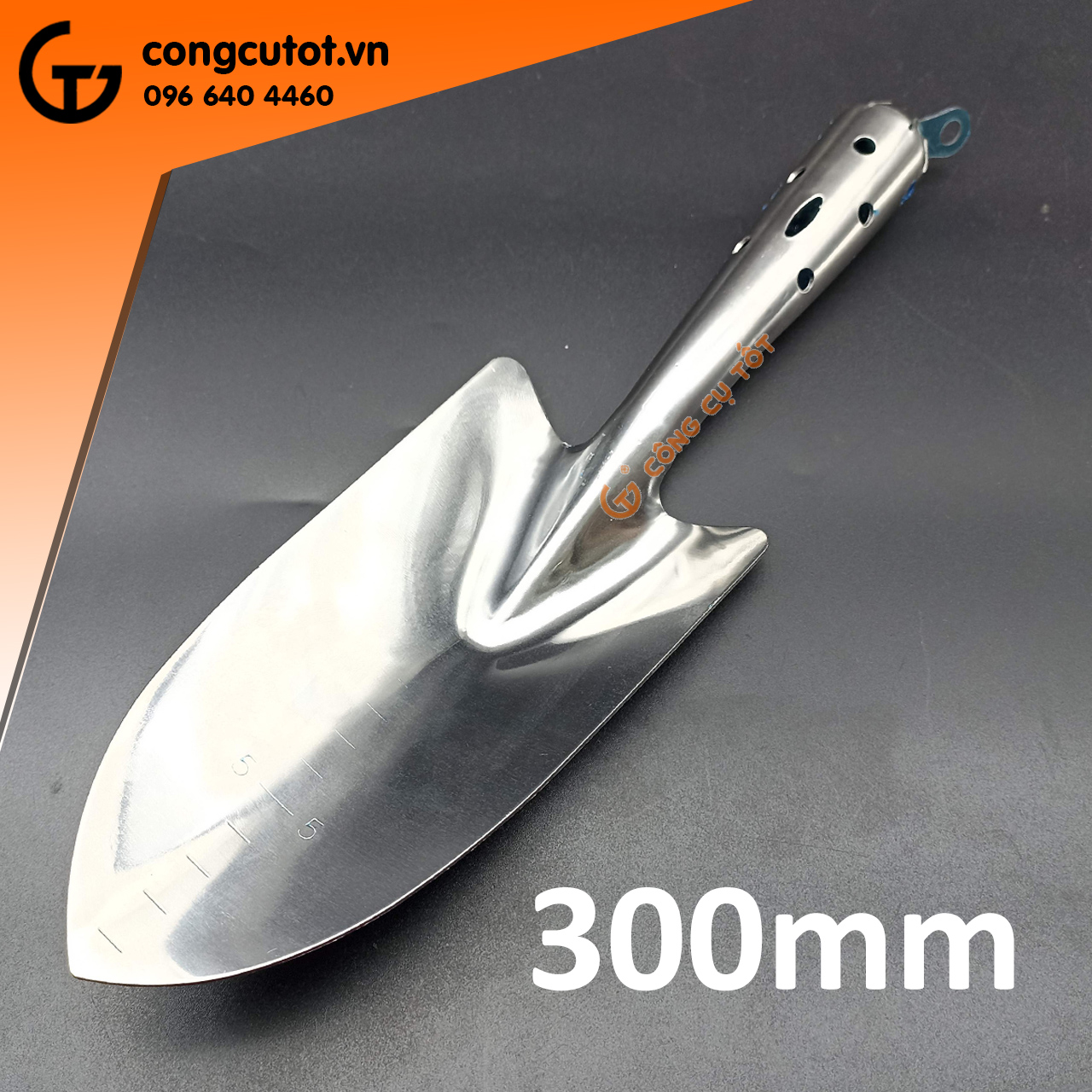 Xẻng inox trồng củ cán lỗ cỡ lớn, lưỡi chia vạch