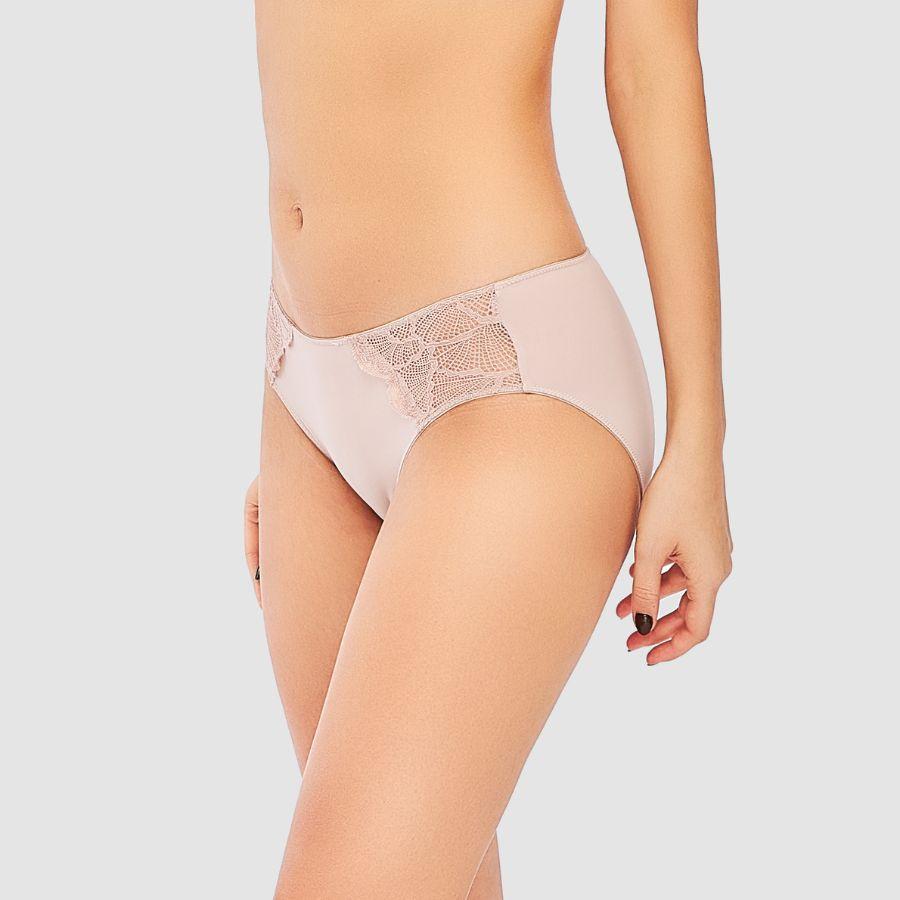Quần lót Wacoal ren, lưng thấp, full mông ILP4856