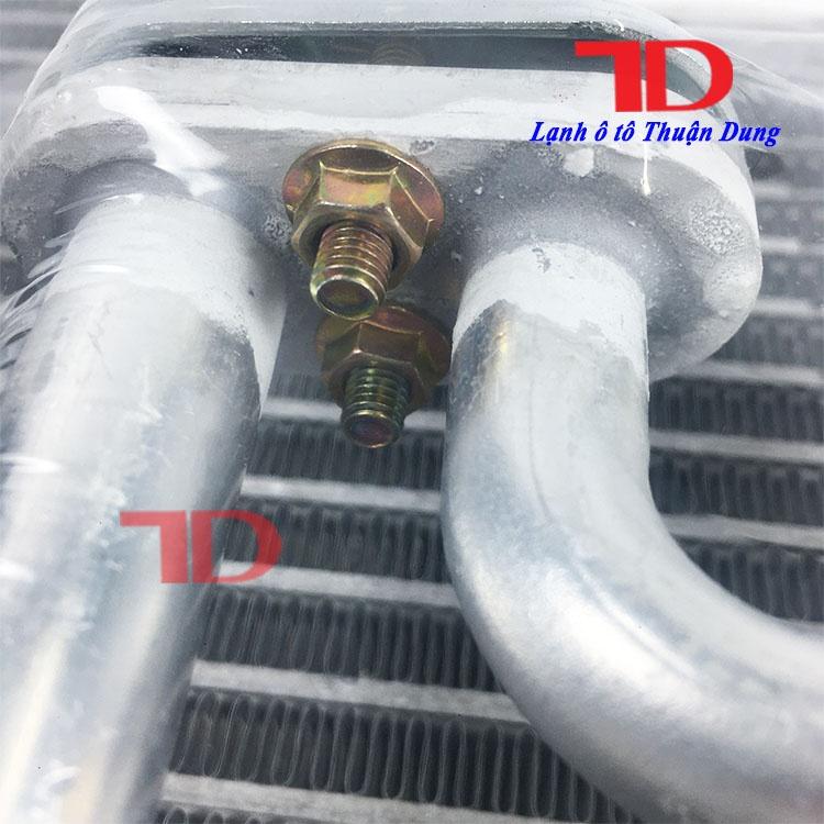 Dàn lạnh HBS CZ09043 Hyundai 15 tấn đời 2010 JAC - Điện Lạnh Ô Tô Thuận Dung