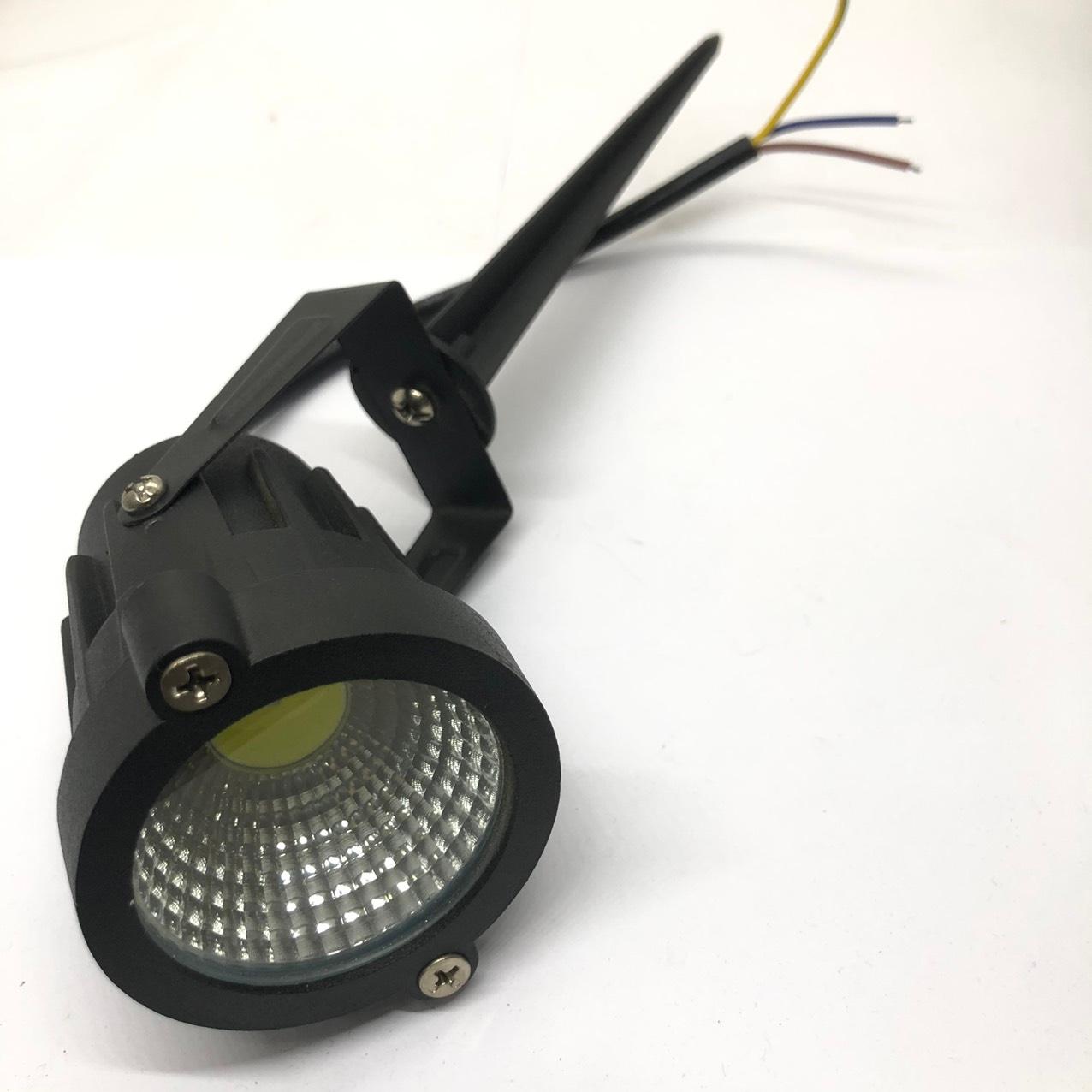 ĐÈN CẮM CỎ 7W CAO CẤP ENSCO