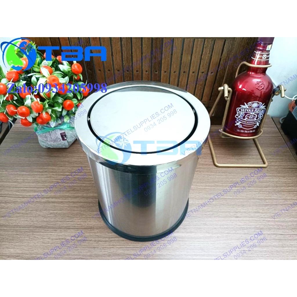 Thùng rác nắp bập bênh inox màu bạc đặt phòng nhập khẩu cao cấp