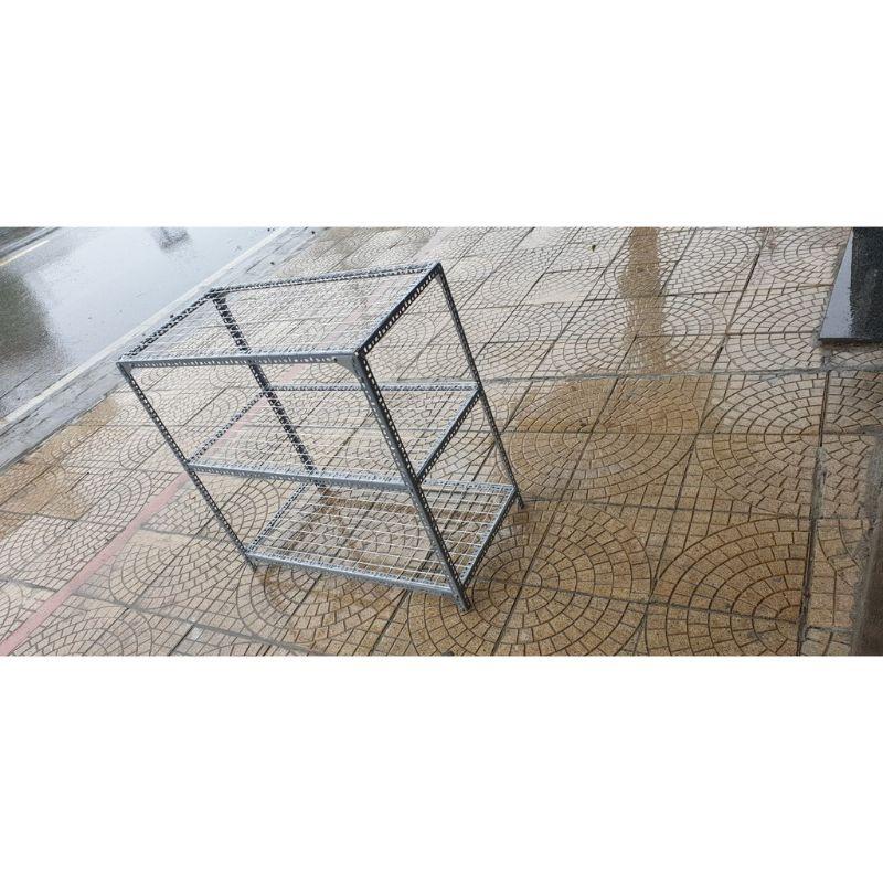 Kệ sắt v lỗ đa năng.kệ sắt lưới ô vuông.kệ để cây bonsai,sen đá,xương rồng.