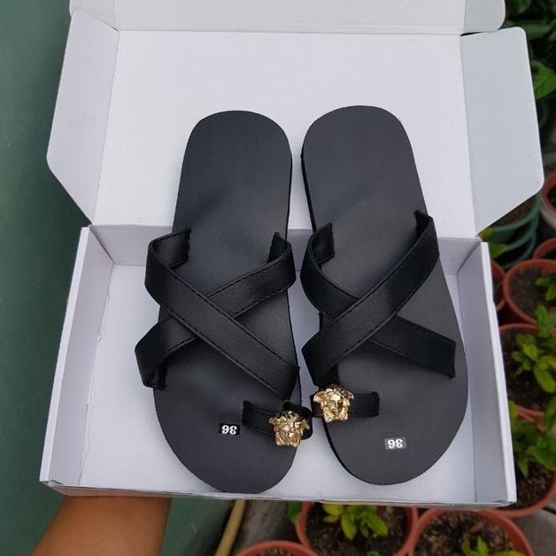 sandal đồng nai dép sỏ ngón nam và nữ ( đế đen quai đen ) size từ 34 nữ đến 43 nam