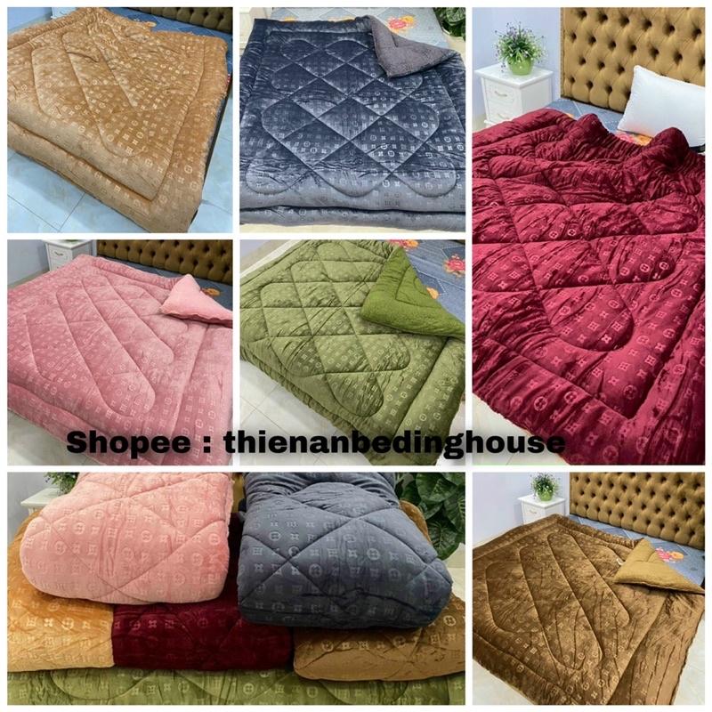 Chăn Lông Cừu Mẫu Mới Hoạ Tiết Chữ Vạn nặng ~3,3kg