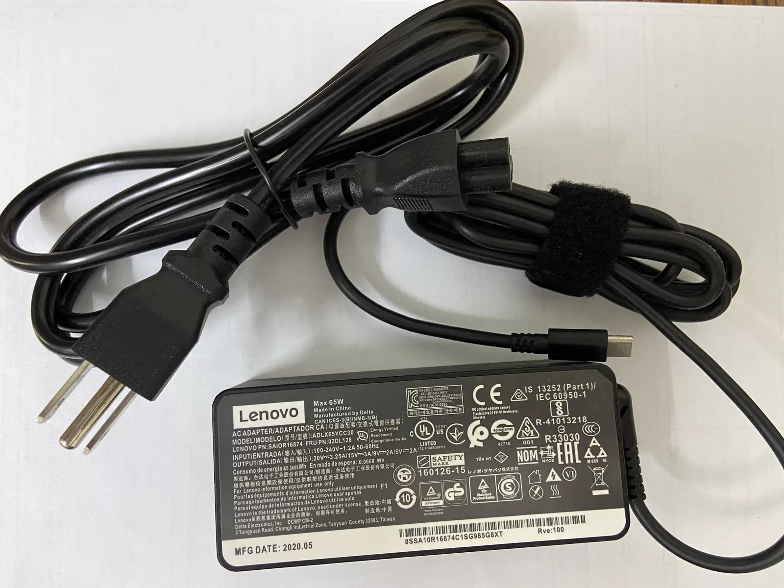 Sạc dành cho Laptop Lenovo Yoga Slim 7 Carbon 13ITL5, Yoga 730-13IKB, 910-13IKB, 920-13IKB Hàng nhập khẩu.