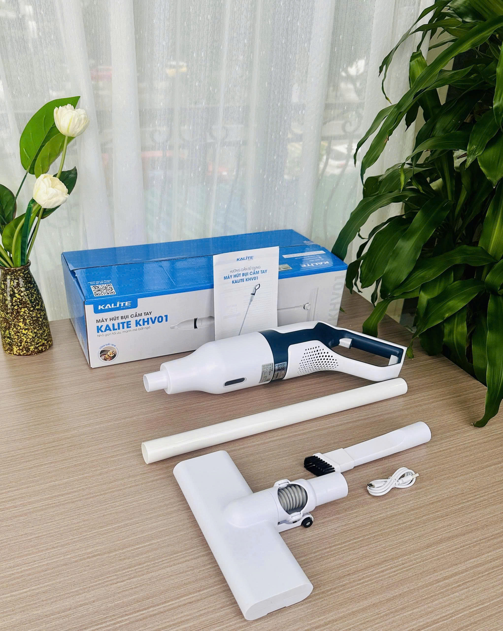 Máy Hút Bụi Cầm Tay Đa Năng Không Dây KALITE KHV01 Bộ Lọc Hepa Pin 2000mAh Dung Tích 0.7L - Hàng Chính Hãng