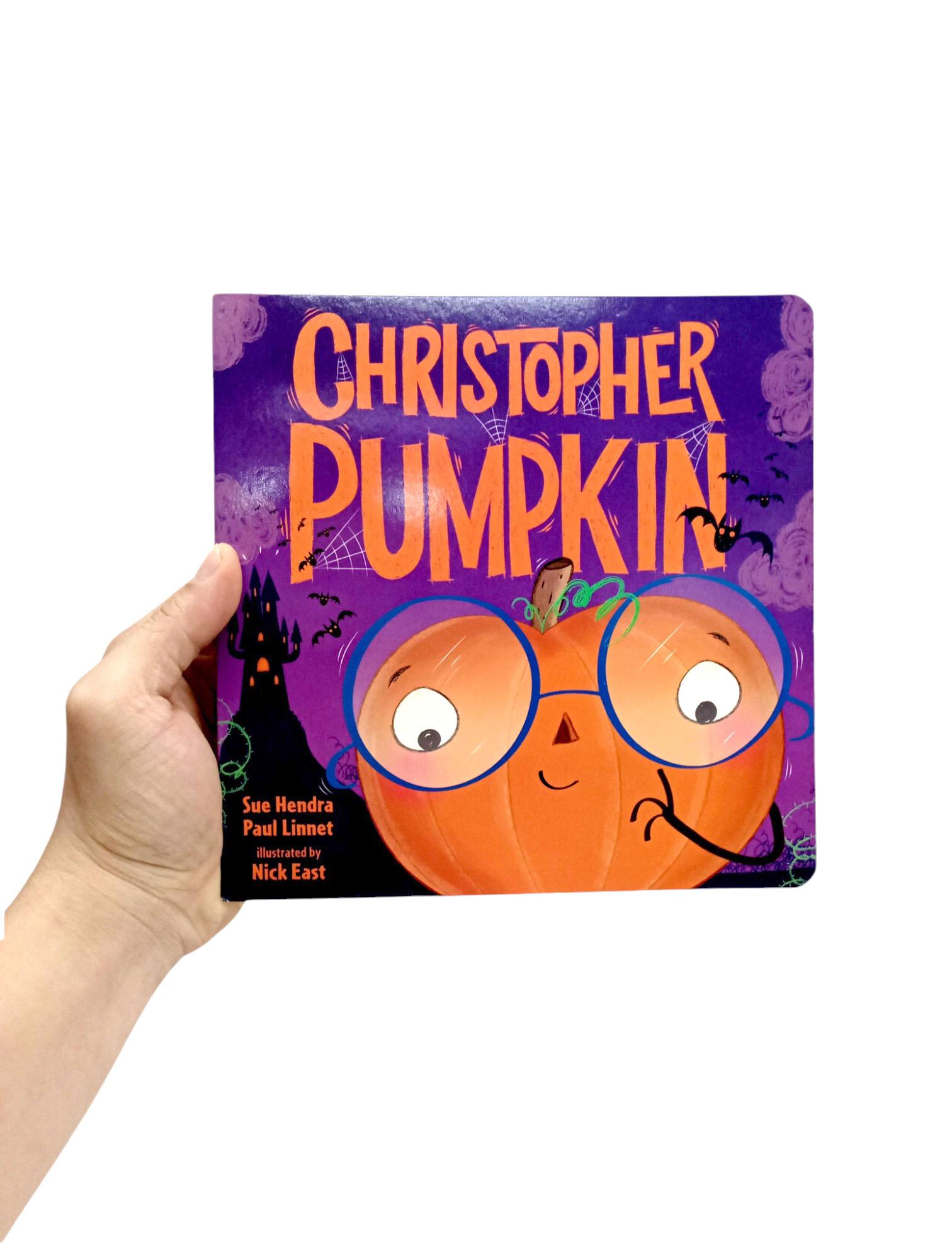 Sách ngoại văn: Christopher Pumpkin