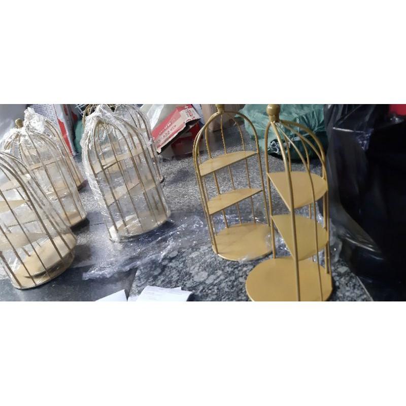 Kệ để mỹ phẩm, nuớc hoa, bánh kẹo hình lồng chim độc đáo