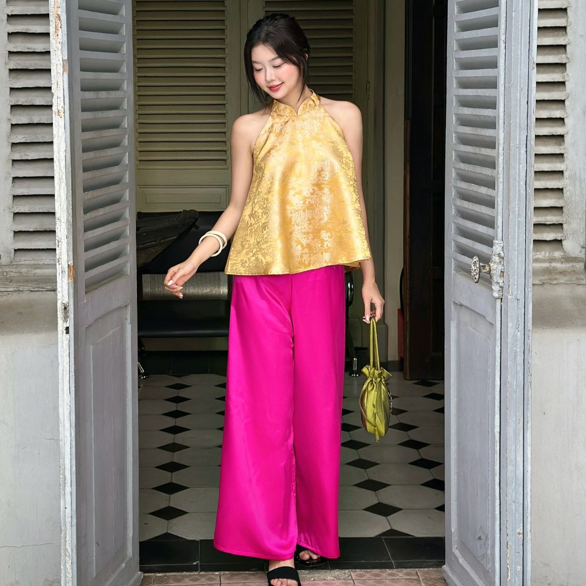 Bộ yếm cách tân nữ chất lụa gấm hoa thiết kế dáng suông cố yếm cao Phương Hoa Miều Est.2013