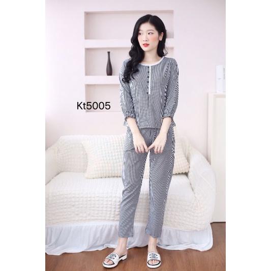 Quần áo mặc nhà thu đông cổ tròn sang đẹp đồ sau sinh