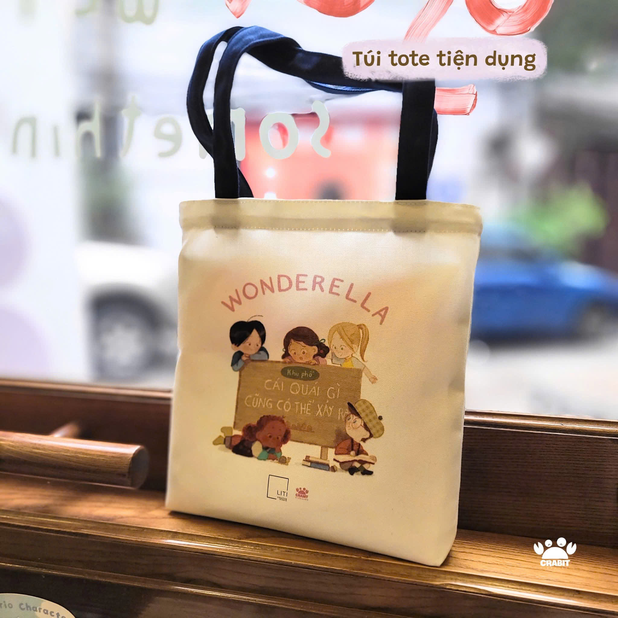 [SÁCH QUỐC GIA] (Tặng túi tote, trọn bộ 4 tập) WONDERELLA: Ella và cô bạn hàng xóm mới; Ella và cậu bạn bác học khó ưa; Ella và cây kem khổng lồ; Ella và cánh cửa bí mật - Alicia Vũ - Như Quỳnh, Ngọc Mai minh họa – Crabit Kidbooks