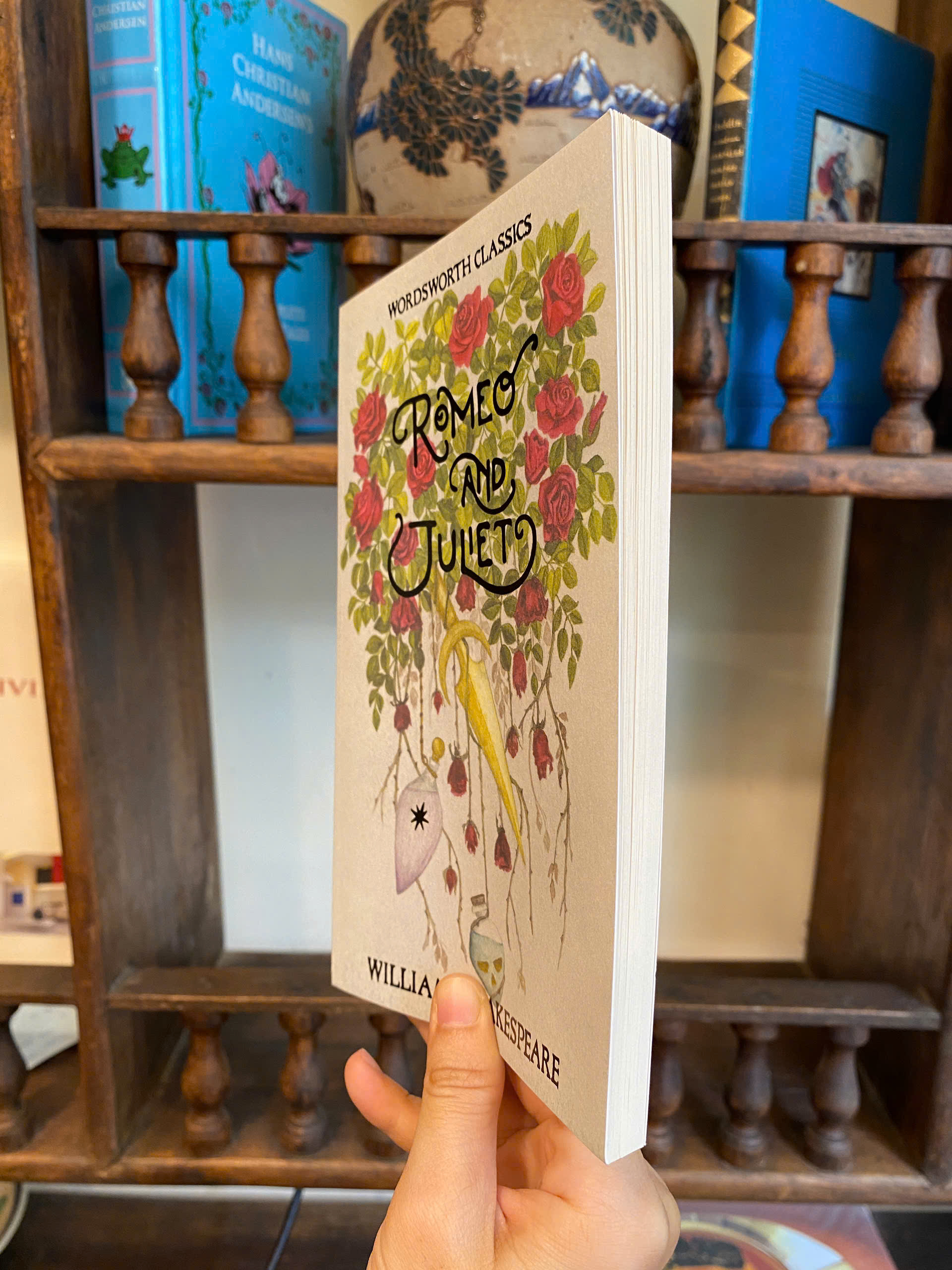 Sách - Romeo and Juliet by William Shakespeare - Wordsworth Classic - Ngoại văn Kinh điển Anh