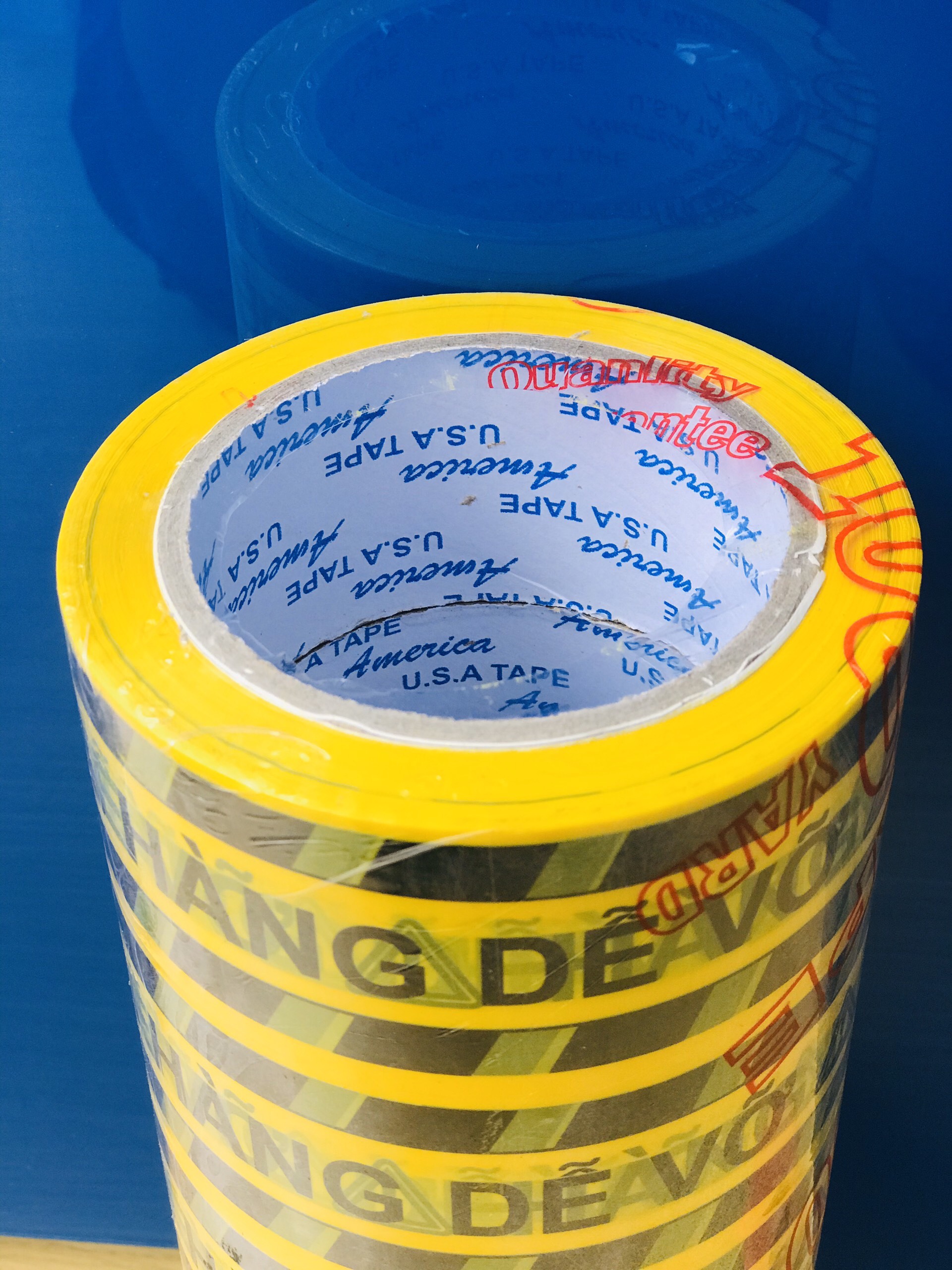 Băng Keo Hàng Dễ Vỡ 1,2 kg/cây