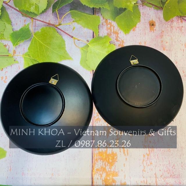 Bộ 2 Đĩa Tròn Sơn Mài Cẩn Trứng Trai 20 Cm - Vietnam Lacquer Round Plate With Handpanting