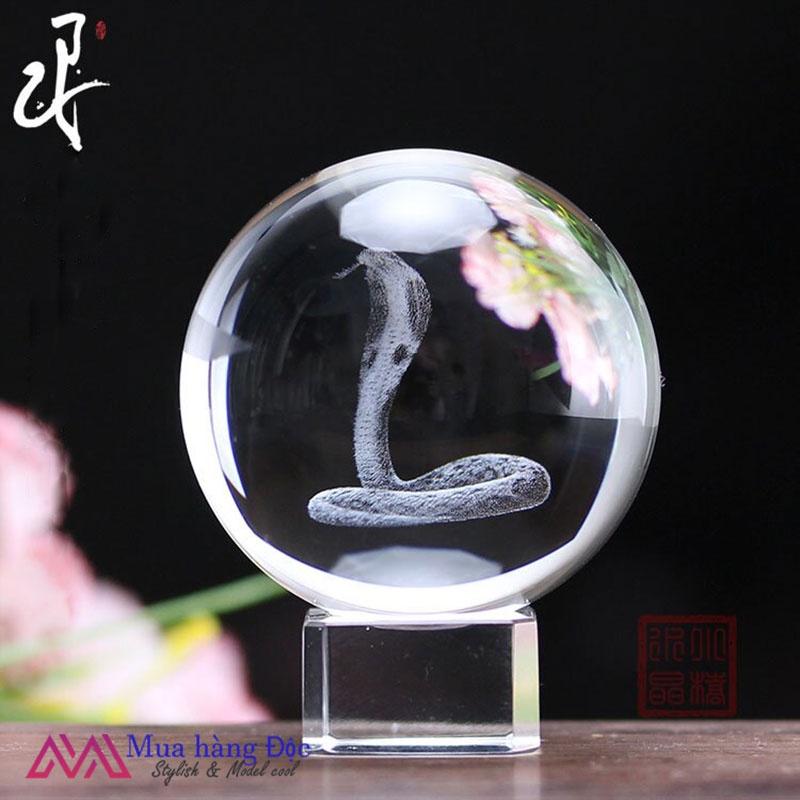 Bộ Quà Tặng Quả Cầu Pha Lê 3D larser LED 12 Con Giáp Tuổi Tỵ