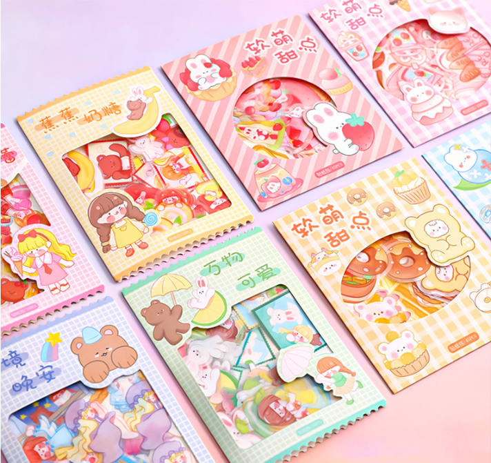 Sticker gói bé gái momo cắt sẵn 24 miếng