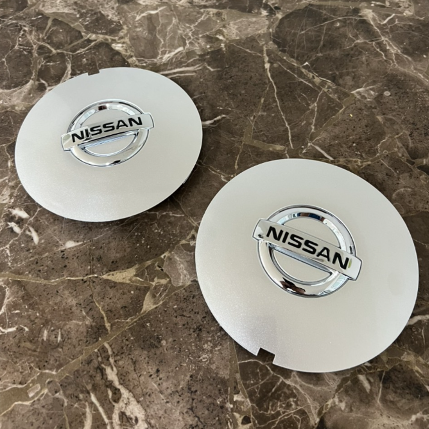 Logo chụp mâm, ốp lazang bánh xe ô tô Nissan Teana