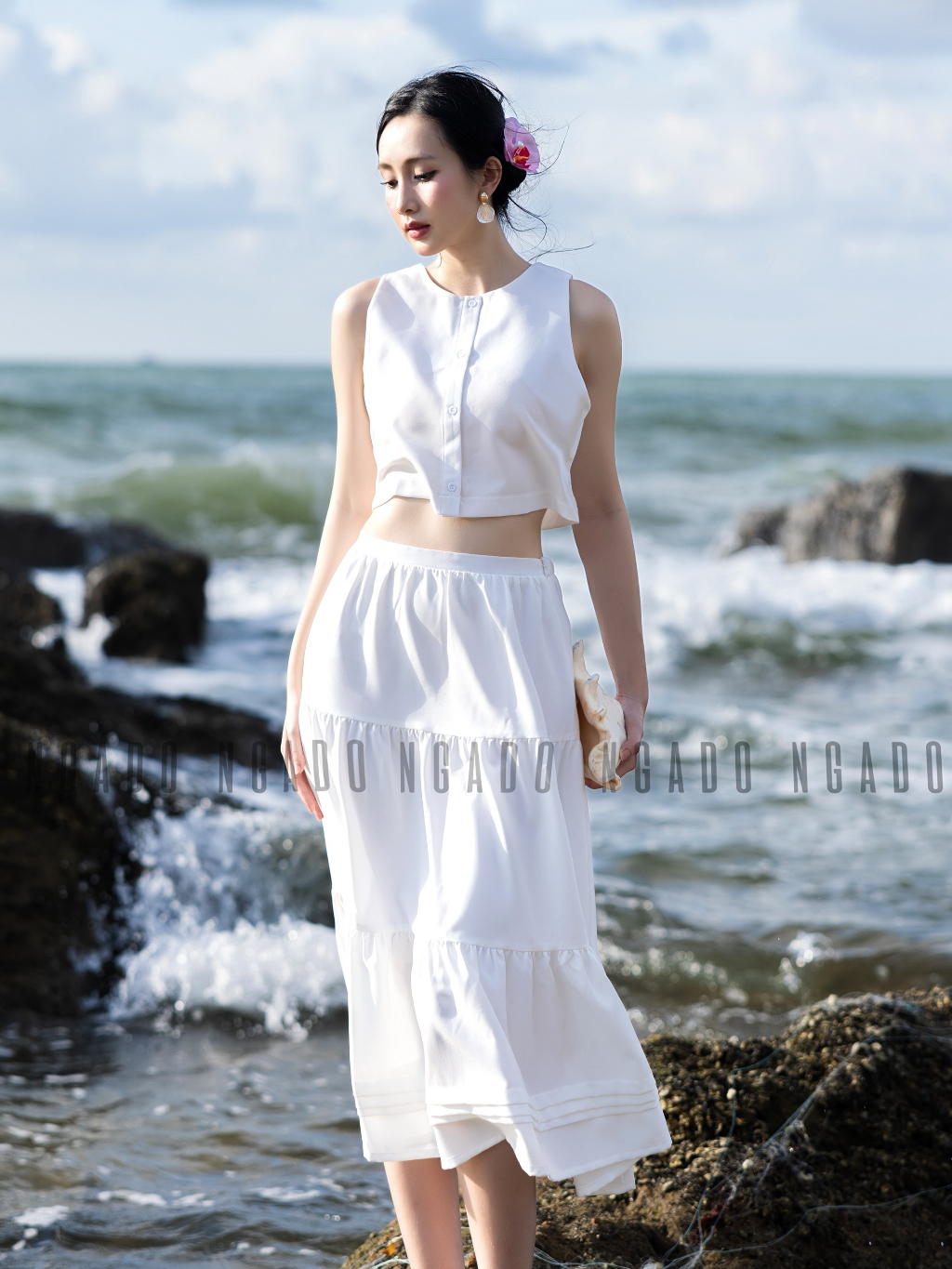 Set áo váy croptop trắng NGADO , váy nữ , set đồ nữ , Set áo nữ thiết kế kèm chân váy