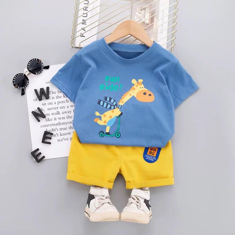 Bộ quần áo cộc tay cotton thoáng mát, mềm mịn cho bé trai và bé gái in hình hươu cao cổ đáng yêu size 8 - 20 kg