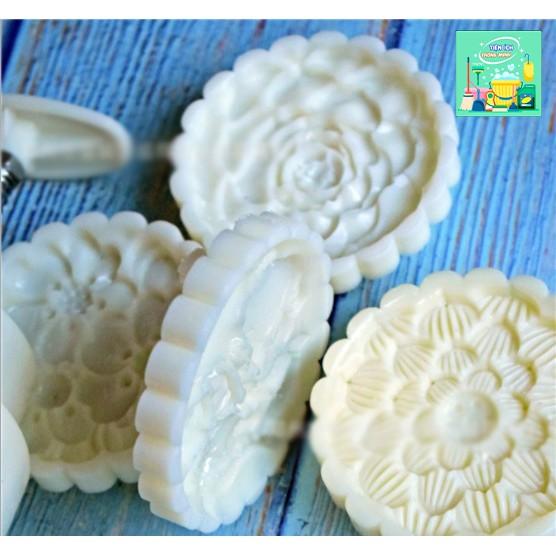 Khuôn lò xo hoa sen nhựa 200g - Khuôn bánh trung thu 4 mặt hoa 3D - BT103