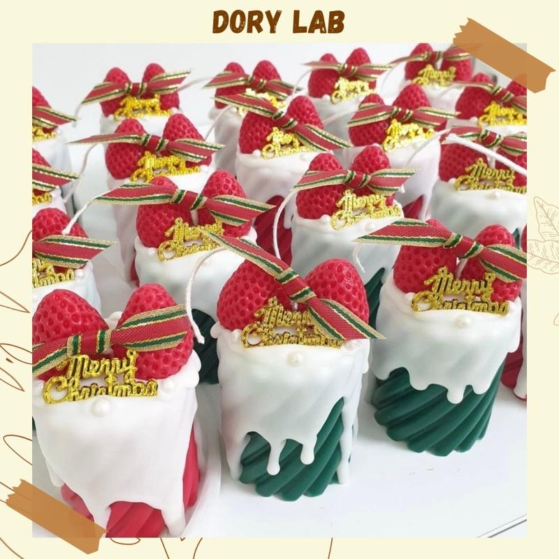 Nến Thơm Trụ Xoắn Dâu Tây Phong Cách Giáng Sinh, Quà Tặng Độc Đáo - Dory Lab
