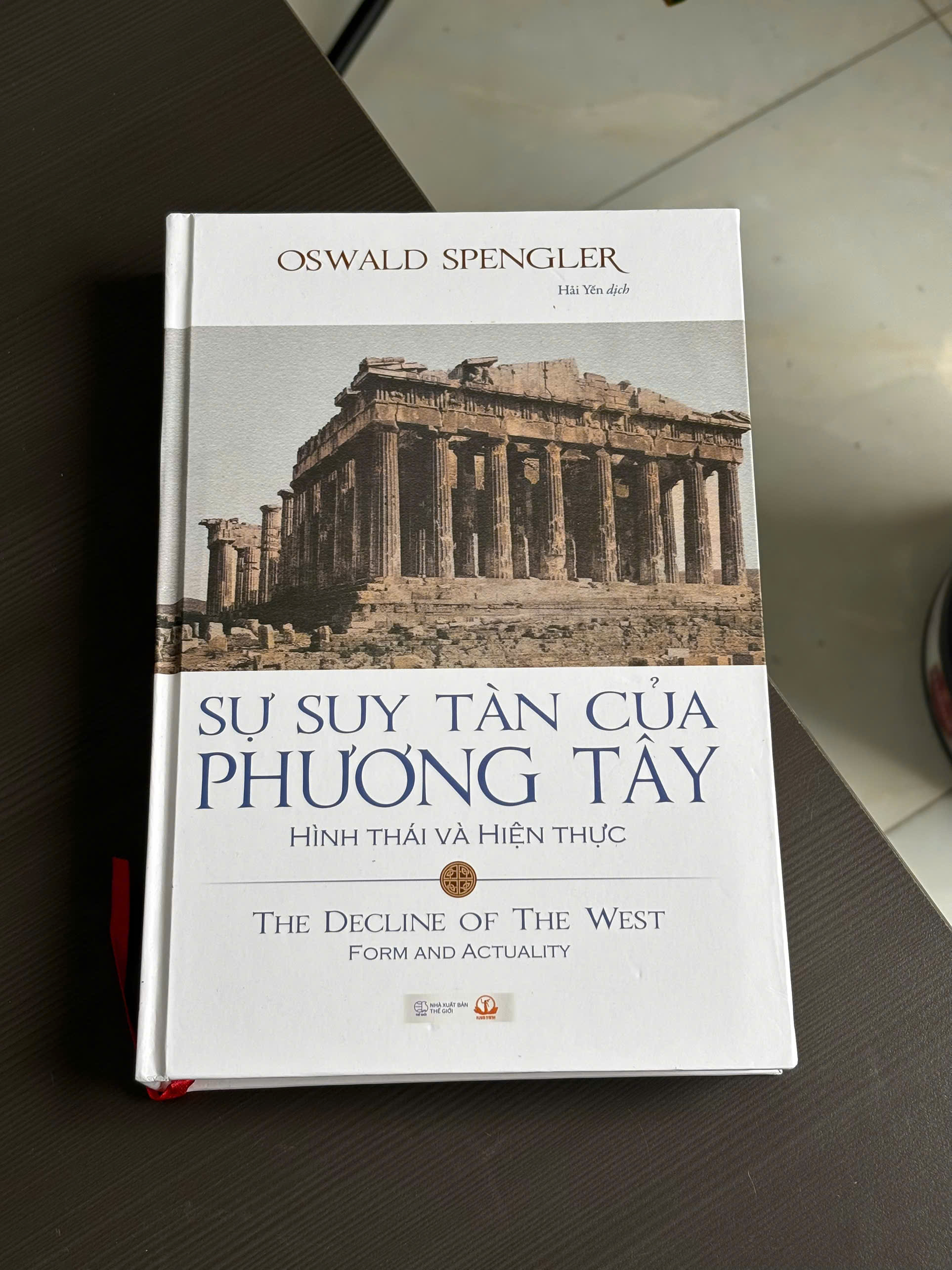 Sự suy tàn của phương Tây - Tập 1: Hình thái và Hiện thực