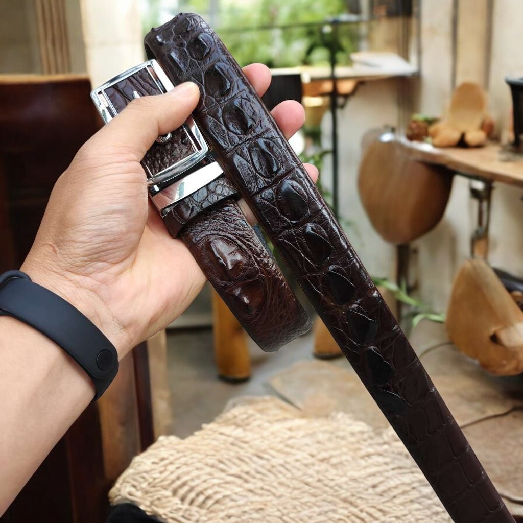 Dây nịt nam gai lưng cá sấu LIỀN NGUYÊN CON N24N1 (Mặt trắng)