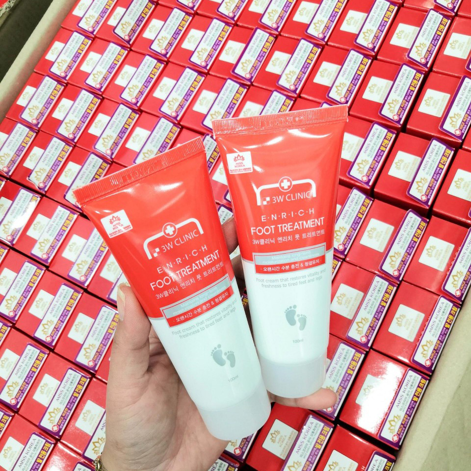 Kem Dưỡng Da Chân 3W Clinic Enrich Foot Treatment