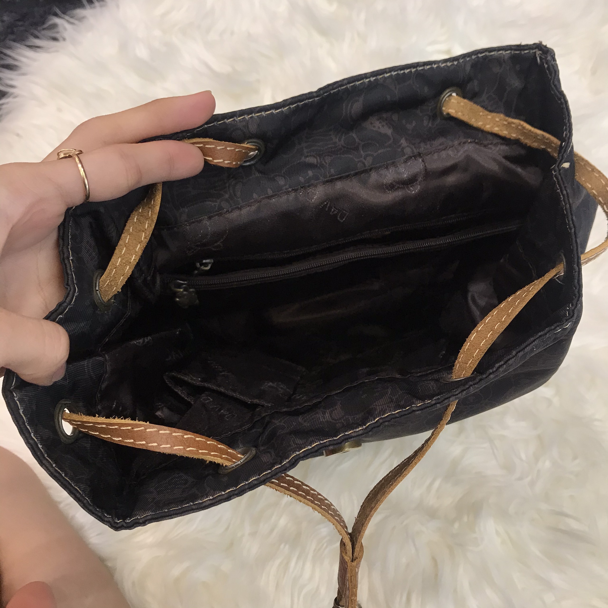 Balo Gấu thời trang , tuổi teen, nữ 4 ngăn 2 móc gấu in chìm hình gấu đen siêu xinh - DD152M2059