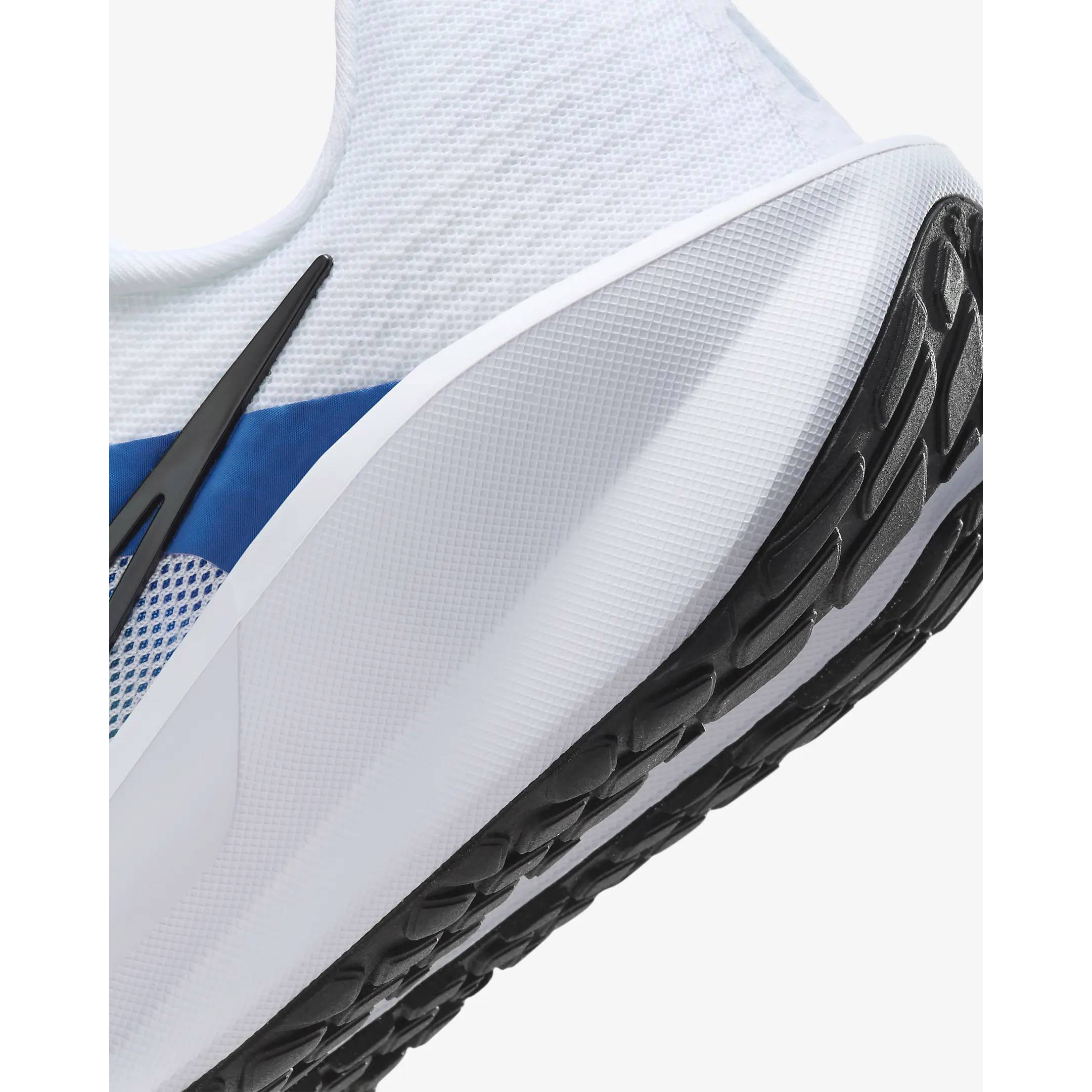 Giày chạy bộ nam NIKE DOWNSHIFTER 13 - WHITE/BLACK-STAR BLUE-GREEN STRIKE - 8 US
