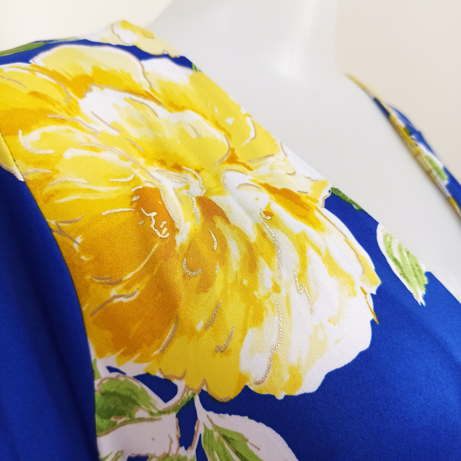 Đầm maxi hoa xanh 55-60kg mặc vừa