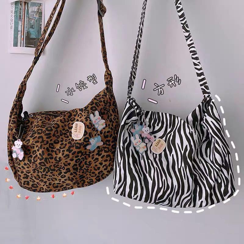 Bag Women's New Zebra Pattern Vintage Canvas Bag Female Student Korean Style Leopard Print Messenger Bag All-Match Shoul