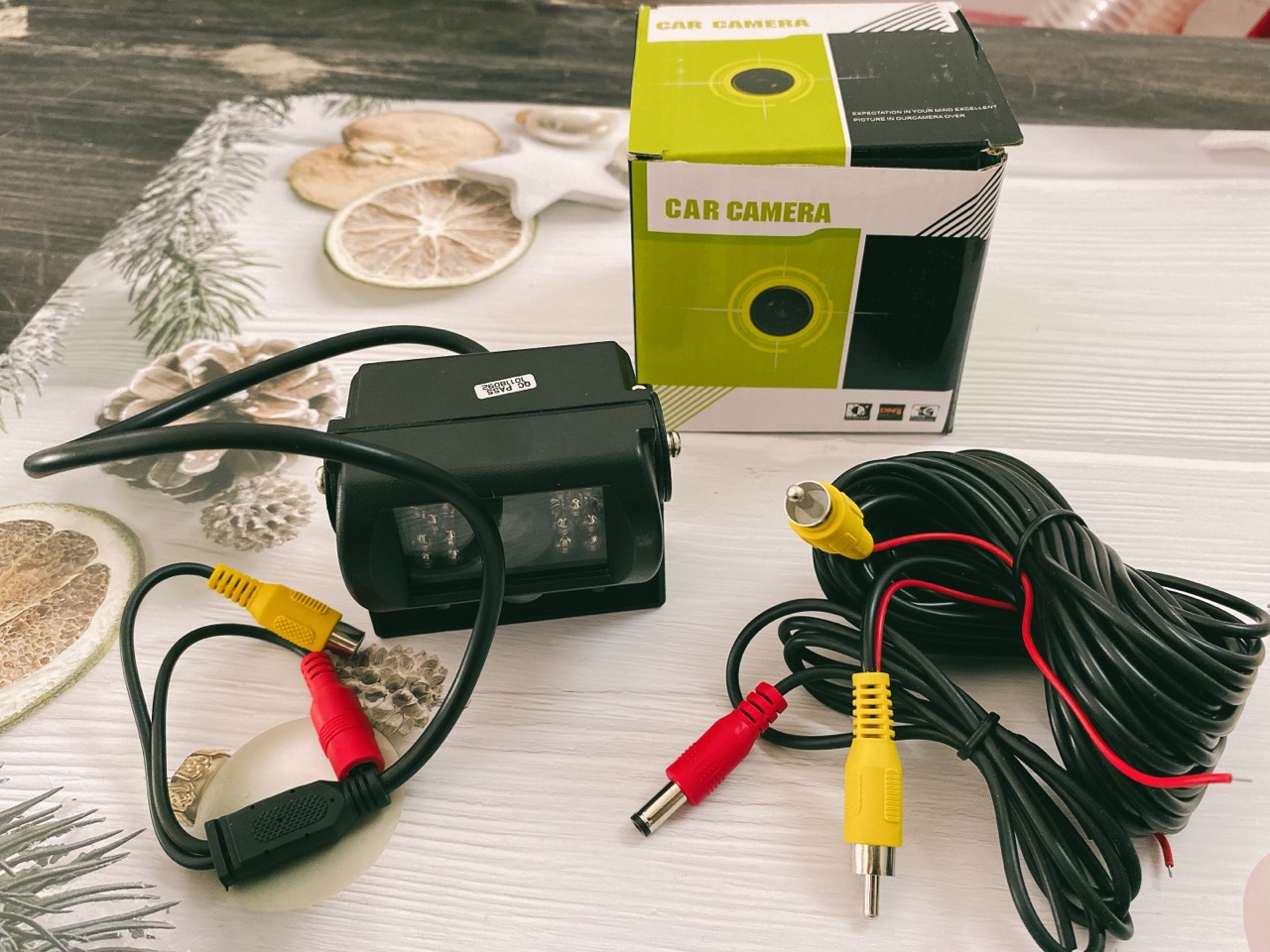 Camera lùi dành cho xe tải, xe công trình 12V/24V có đèn led hồng ngoại rõ ban đêm