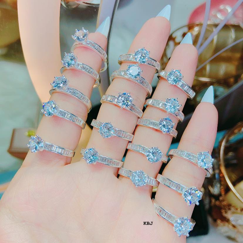 Nhẫn bạc nữ đính đá chất liệu bạc s925 MS05d