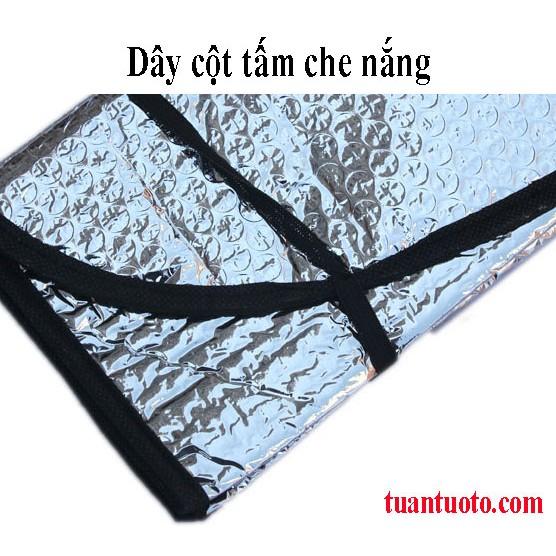 Tấm xốp che nắng bên trong kính lái ô tô